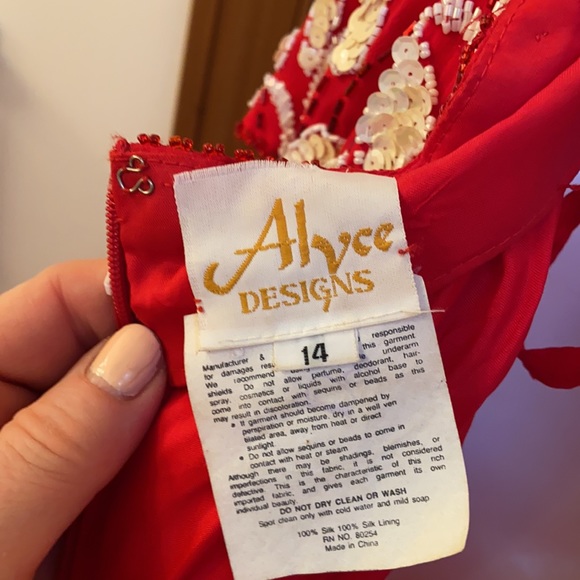 Dazzling Vintage 1980s Beaded Gown Vintage Size 14 = Modern Size 10 GVC - Picture 9 of 9